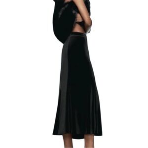 Zara Velvet Black Midi Skirt